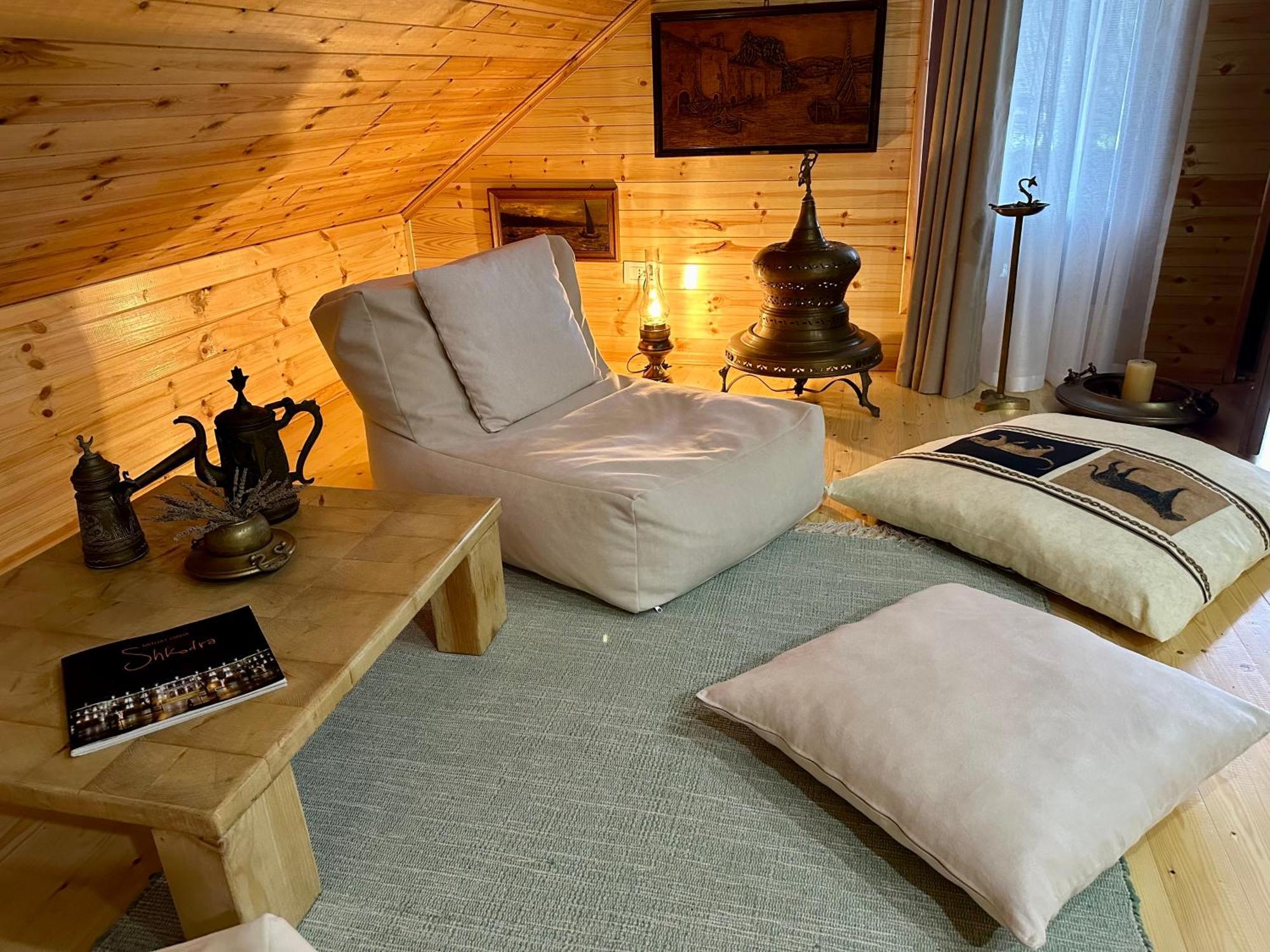 Vila Lulebore Velipojë Екстериор снимка